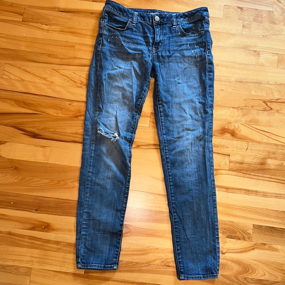 American Eagle Distressed Jegging size 10/12